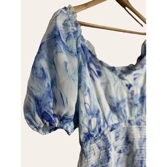 SAYLOR NEW Violette Blue White Abstract Smocked Mini Dress Size M - Picture 6 of 11